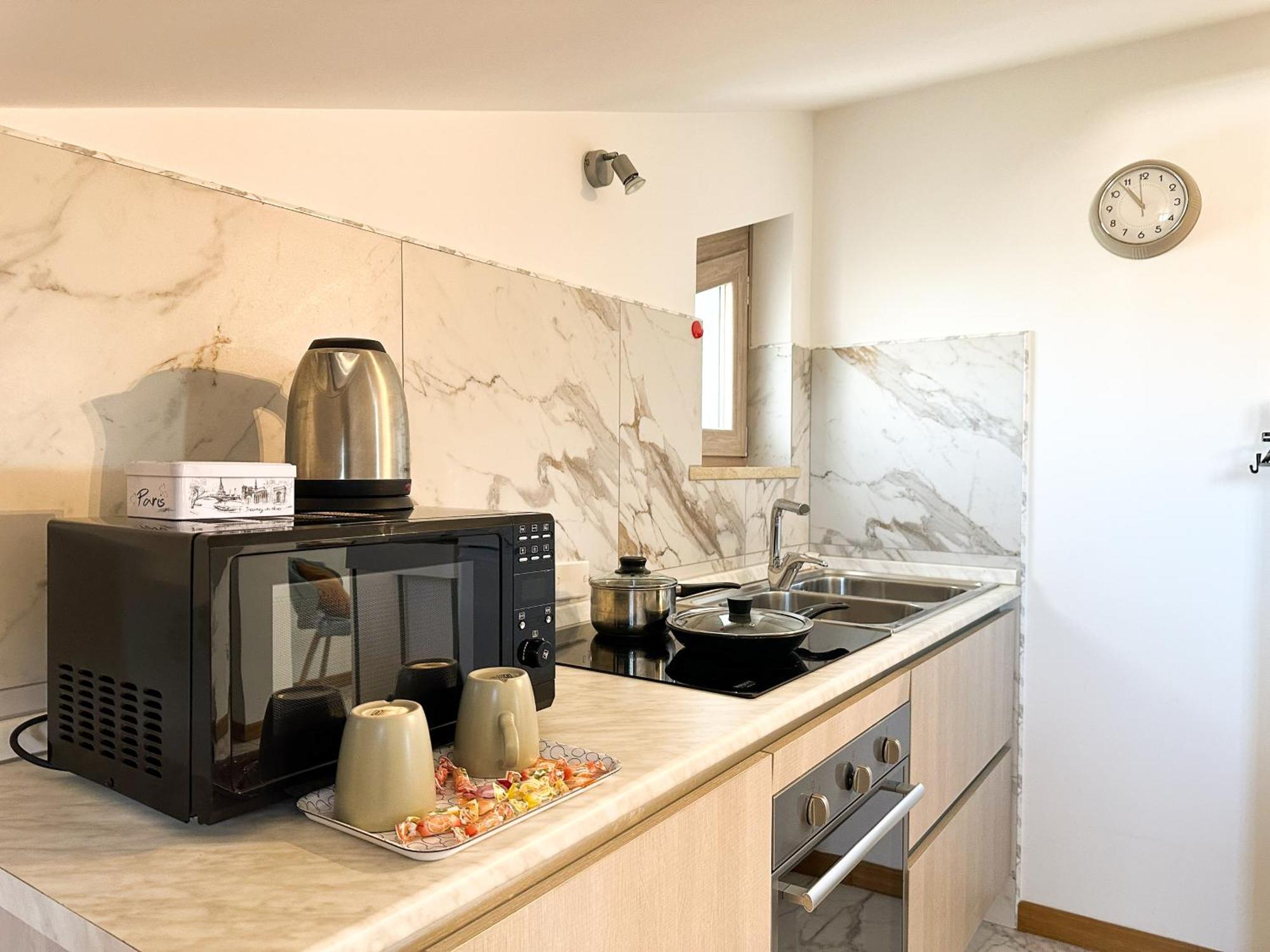 Carolas Luxury House 피우미치노 외부 사진